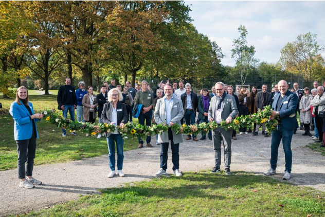 Copyright: WFM/Martin Rühle - NRW-Bauministerin Ina Scharrenbach mit WFM-Geschäftsführer Enno Fuchs, KonvOY-Geschäftsführer Stephan Aumann und Münsters Kämmerin Christine Zeller